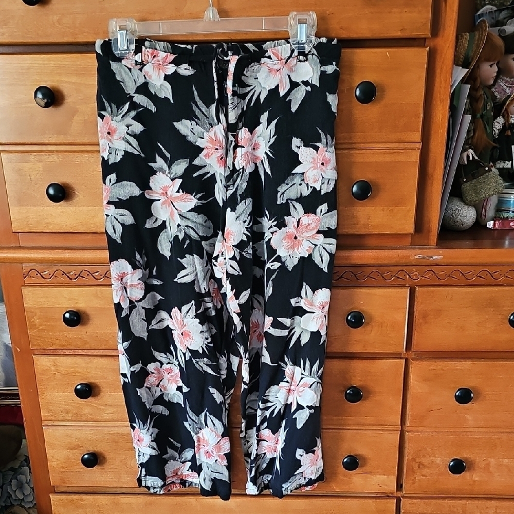Island Traders Tropical Print Pants